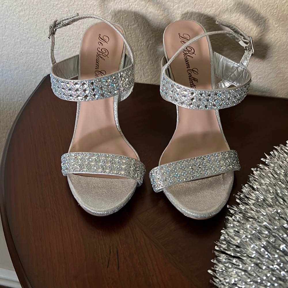 3 1/2 inch sparkling crystal shoes